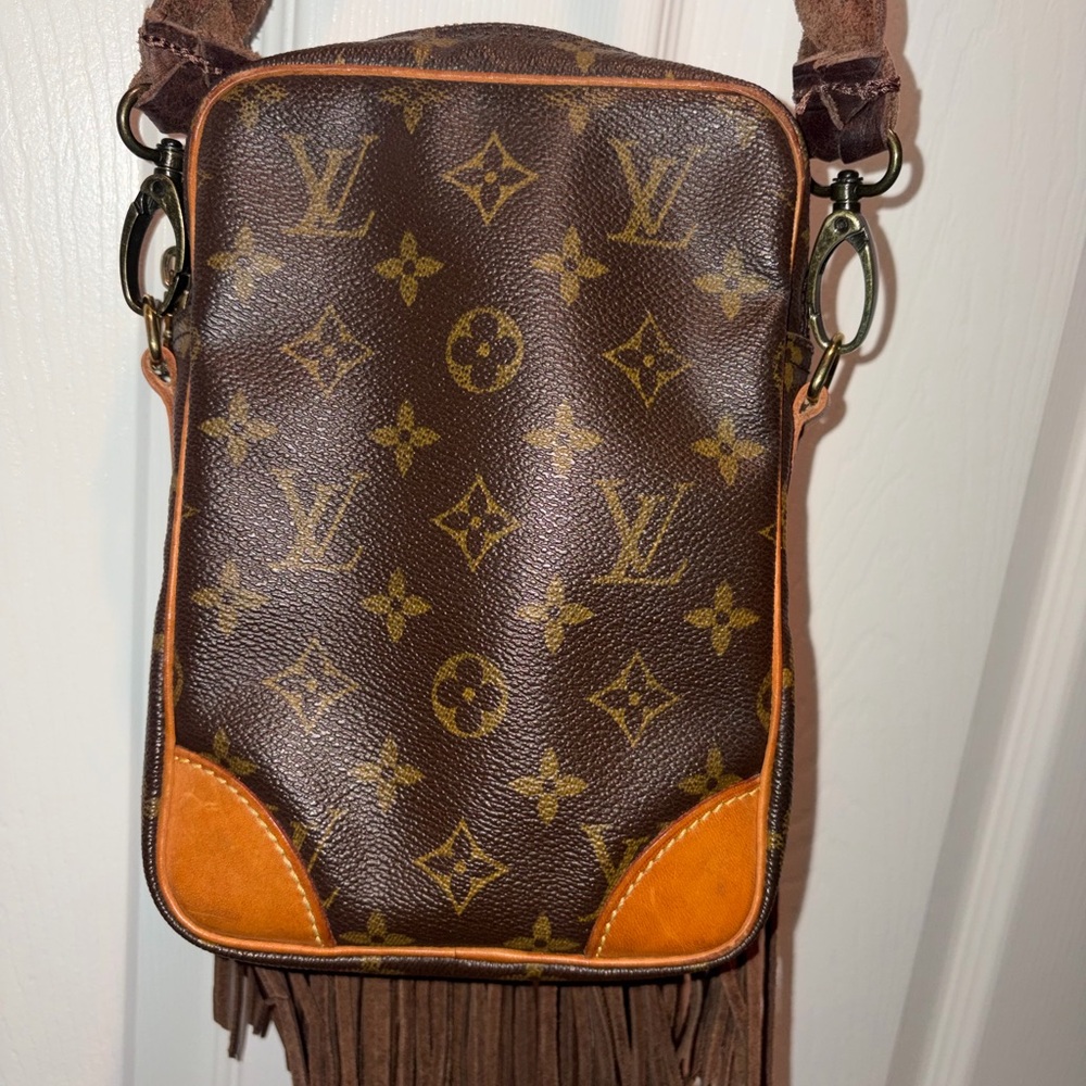 Authentic Vintage Louis Vuitton Crossbody with added Boho Fringes - Picture 7 of 10